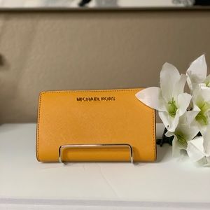 Michael Kors Slim Bifold Leather Wallet - Marigold